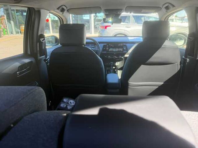 Honda Jazz ADVANCE